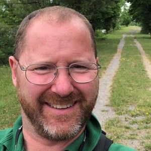 Meet your Posher, Simon